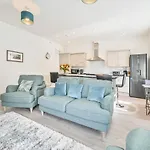 The Falstone Apartment